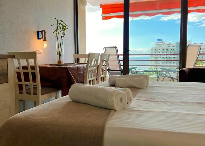 Olimpia Sunset Апартаменти *